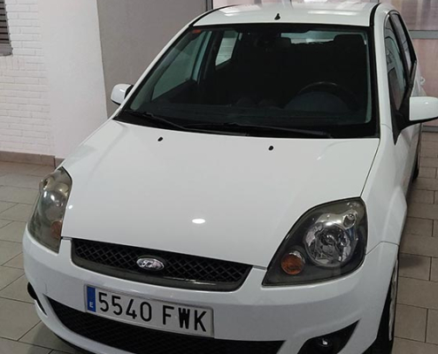 Ford Fiesta 1.4i FUTURA Movilansa