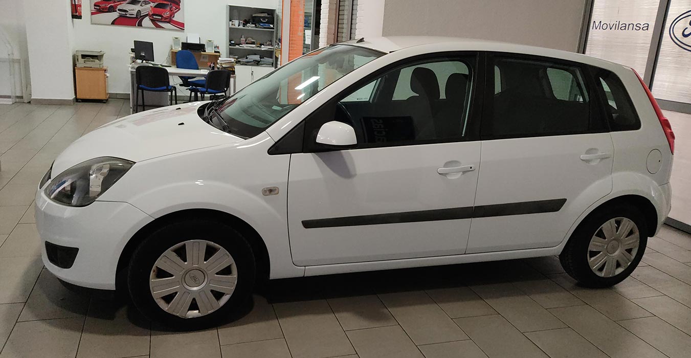 Ford Fiesta 1.4i FUTURA Movilansa